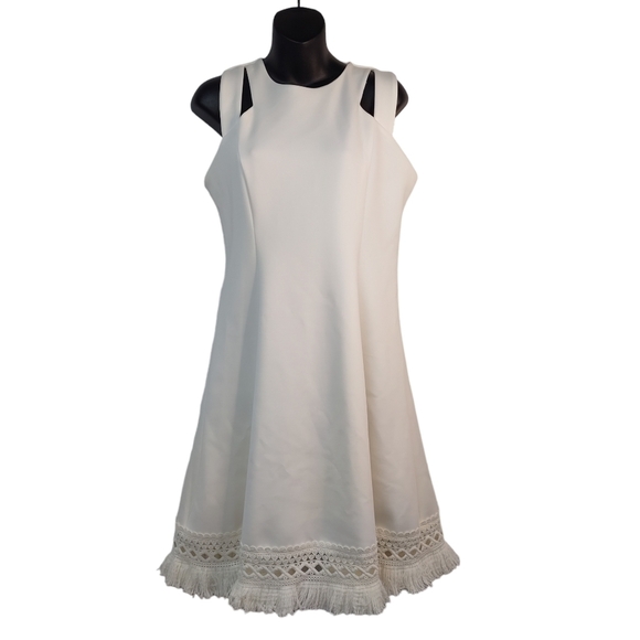 Donna Ricco Dresses & Skirts - Donna Ricco White Sleeveless Dress